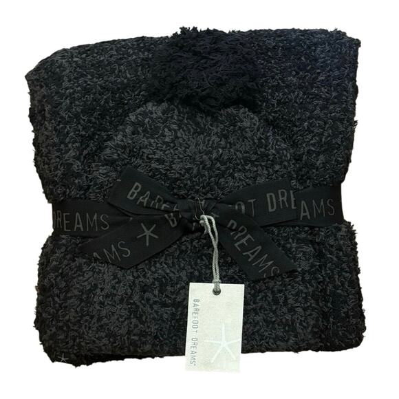 NWT Barefoot Dreams CozyChic Pom Pom Beanie & Scarf Set Carbon Black - Picture 3 of 6